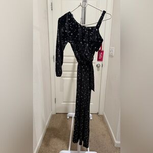 “New” kids Black Jumpsuit One Shoulder with Star Pattern size10-12M